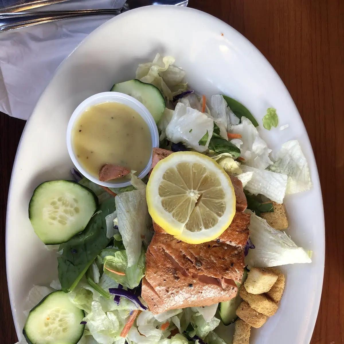 Grilled Salmon Salad