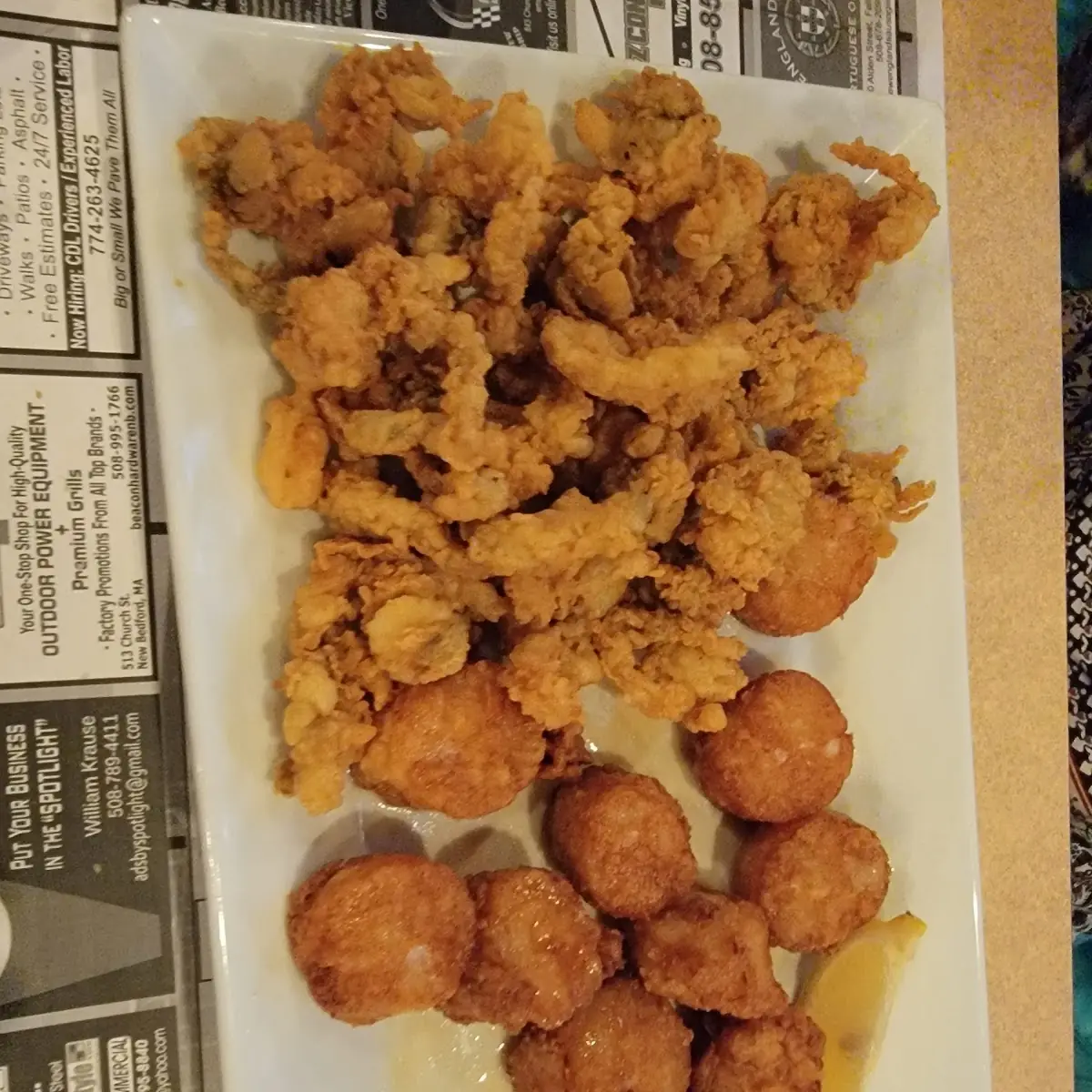 Half and Half Fried Scallops and Fried Clams