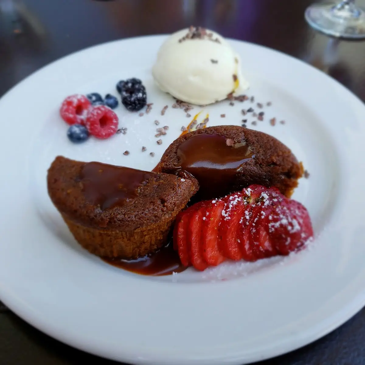 Sticky Toffee Pudding, The Snug