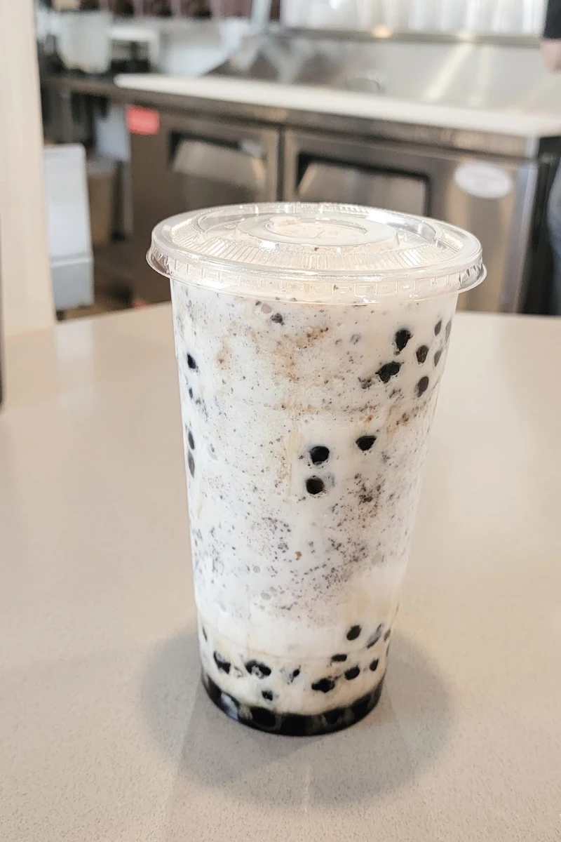 Vanilla Oreo Shake with Boba