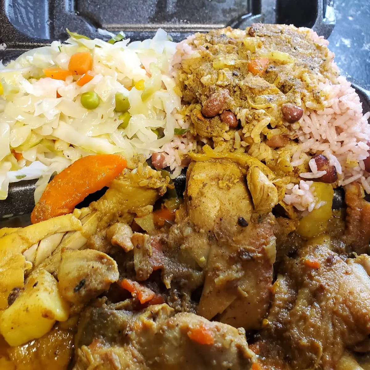 Curry Chicken Rice and Peas Cabbage