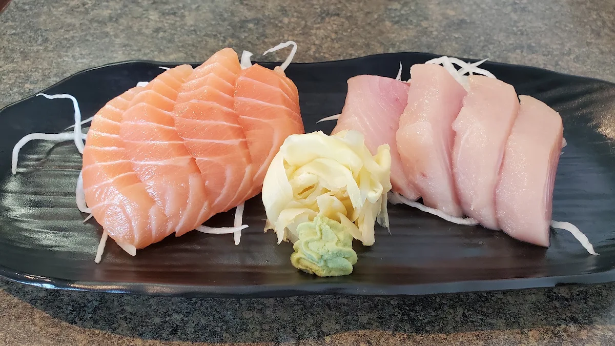 Salmon and Tuna Sashimi