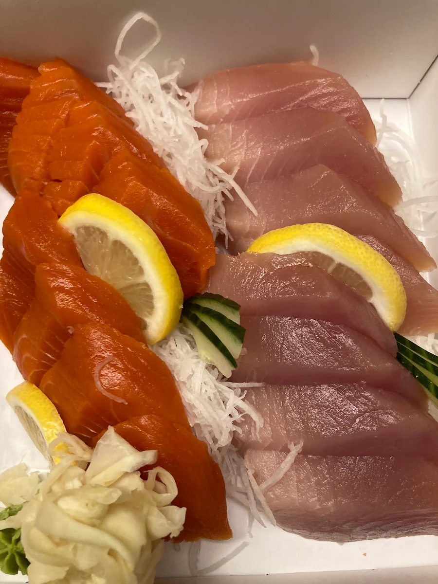 Sockeye Salmon and Tuna Combo