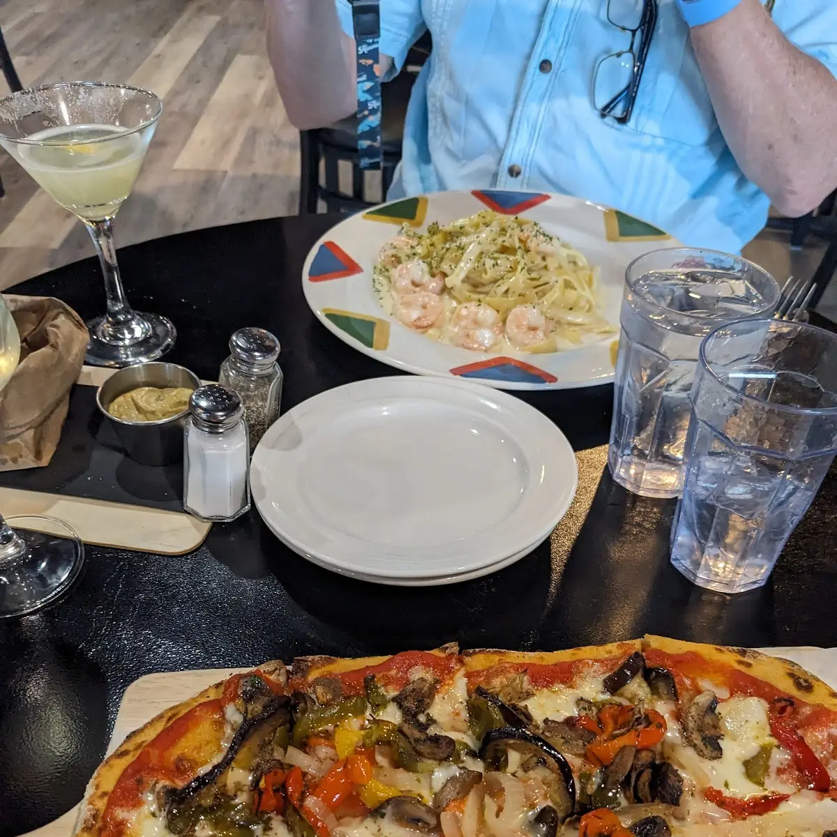 Veggie Pizza and Shrimp Alfredo