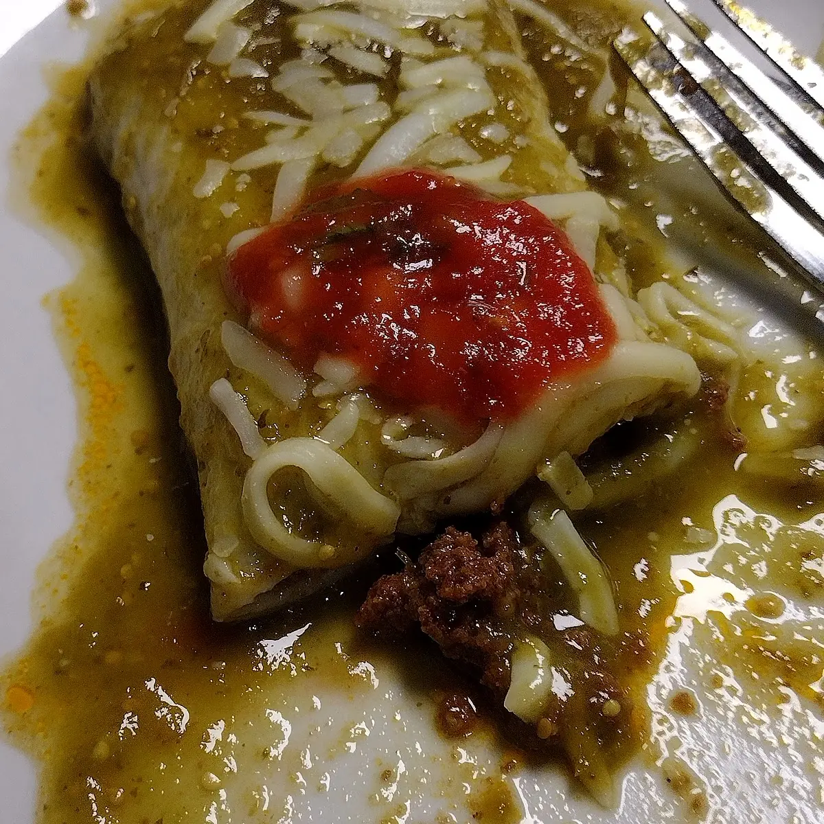 Beef Burrito w Salsa Verde
