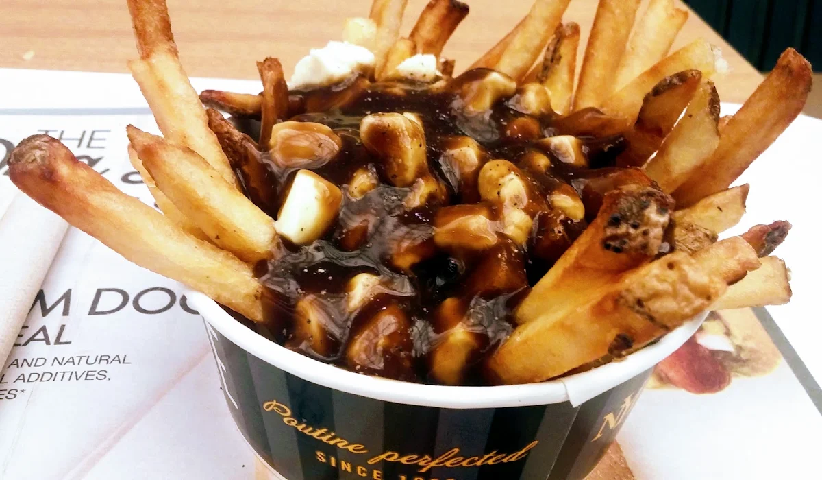 Regular Poutine, New York Fries Lime Ridge Mall