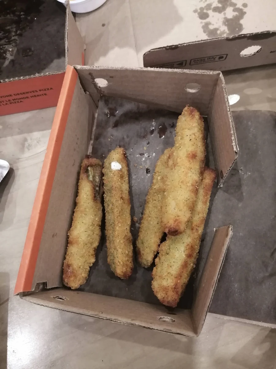 Deep Fried Dill Pickles, Pizza Pizza