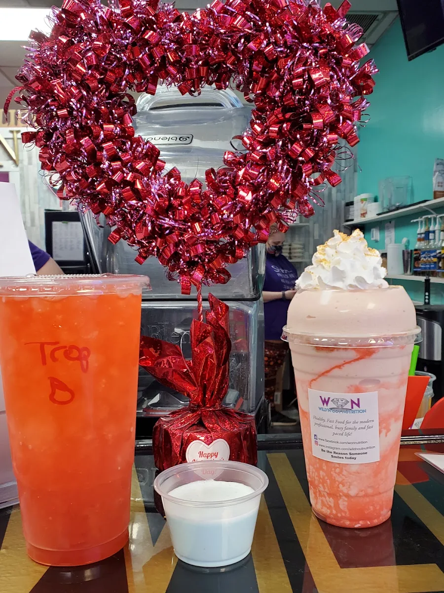 Tropical Tea an Strawberry Cheesecake