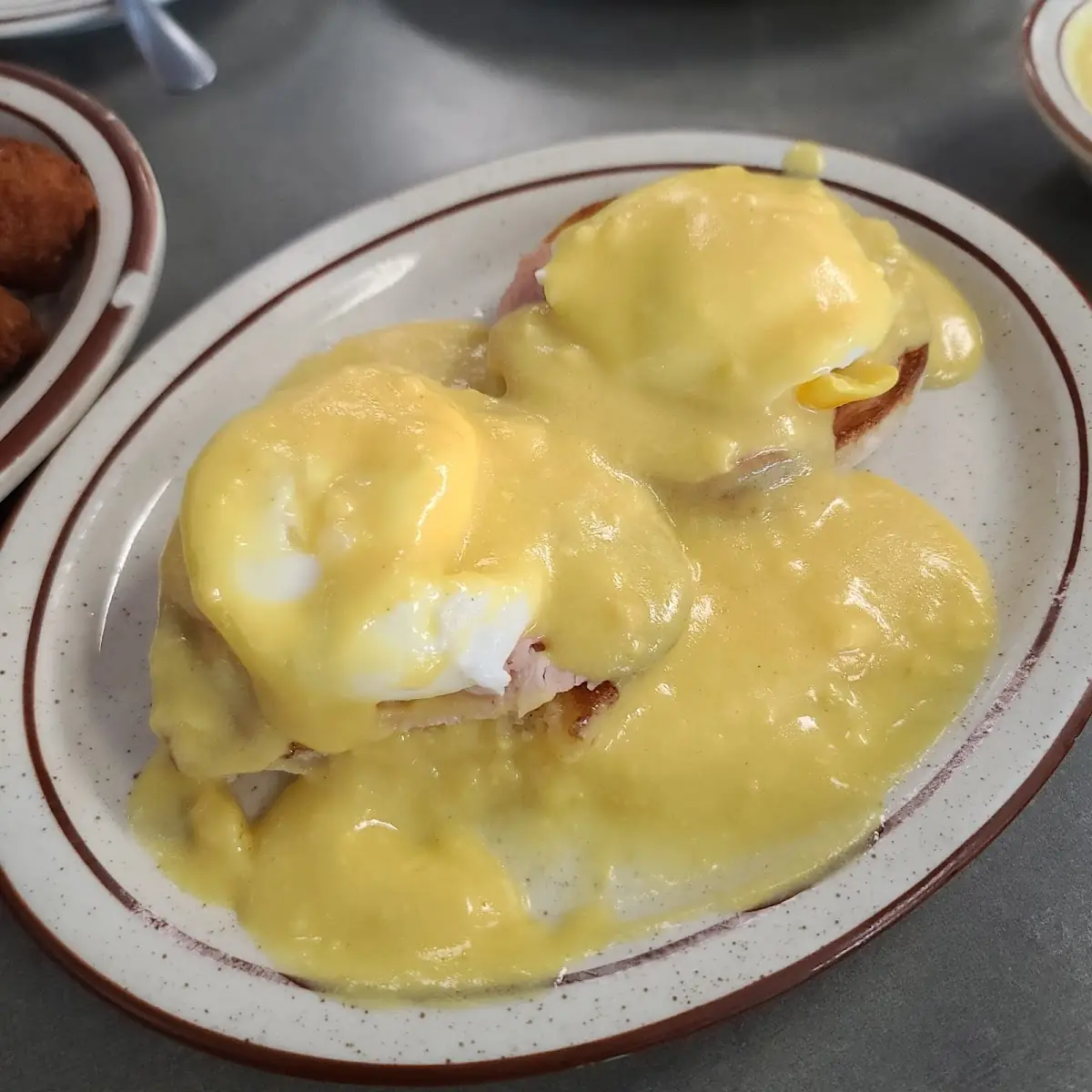 Eggs Benedict