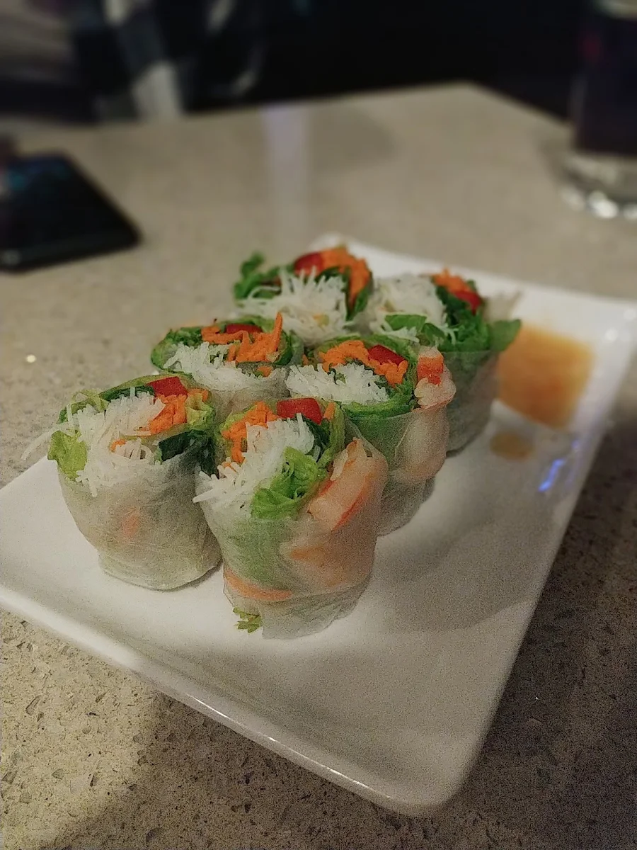 Tofu Fresh Rolls, Thai Noodle ก๋วยเตี๋ยวไทย(Guay Tiew Thai)