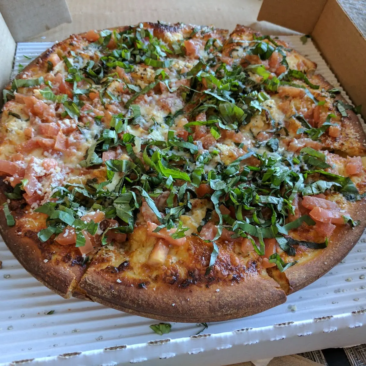 Grilled Chicken Bruschetta Pizza