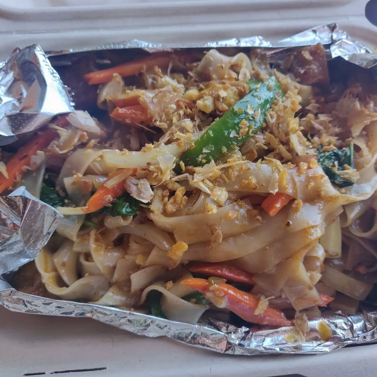 Spicy Drunken Noodles with Chicken