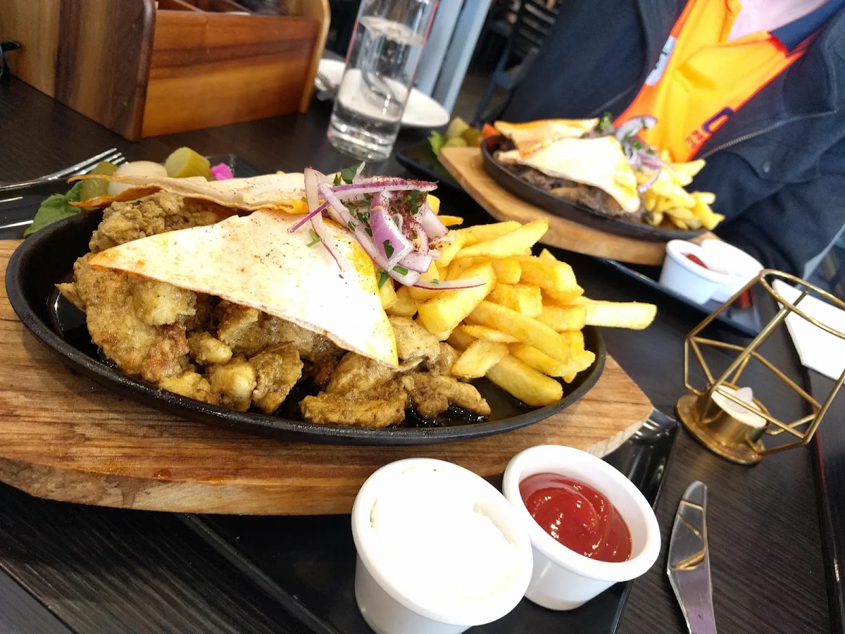 Shawarma Lamb, Massaya