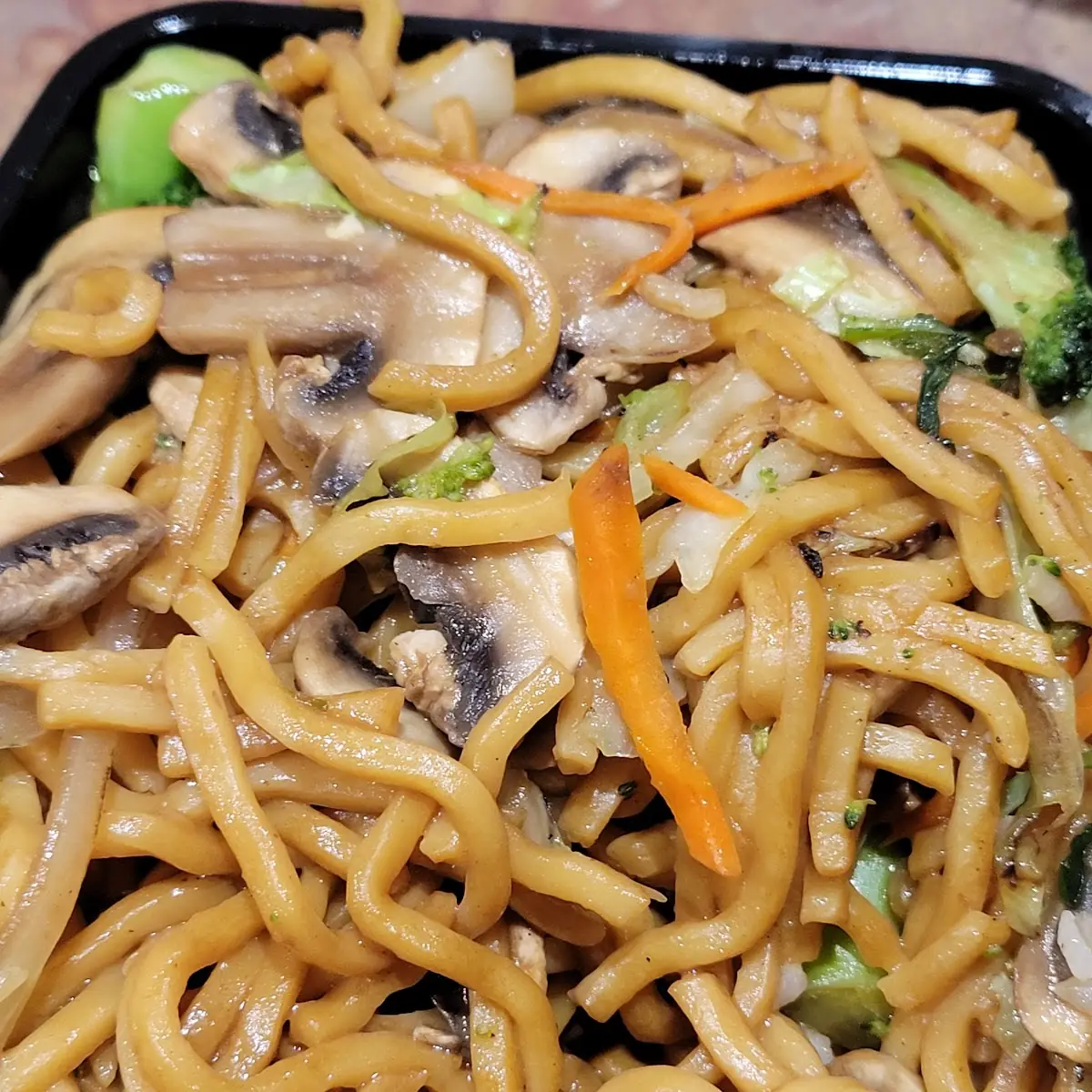 Vegetable Lo Mein