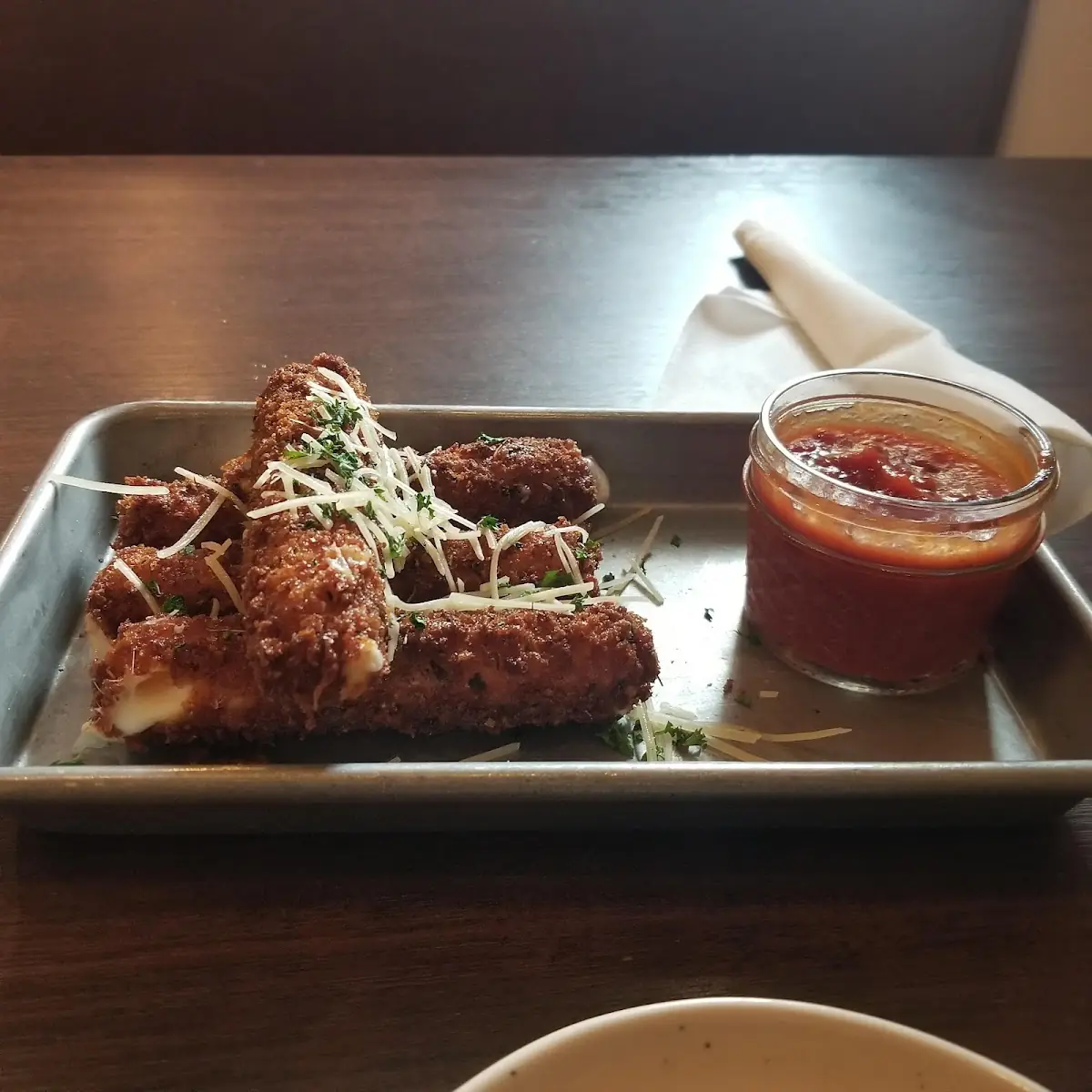 Fried Mozzarella Sticks with Marinara Sauce