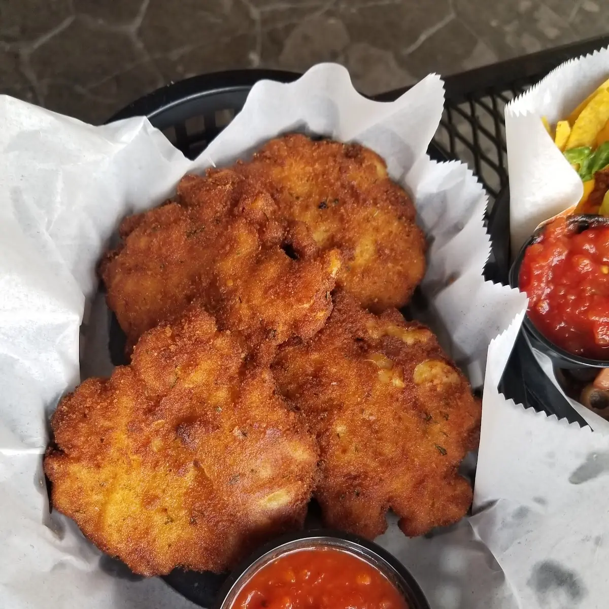 Fried Mac N Cheese Bites