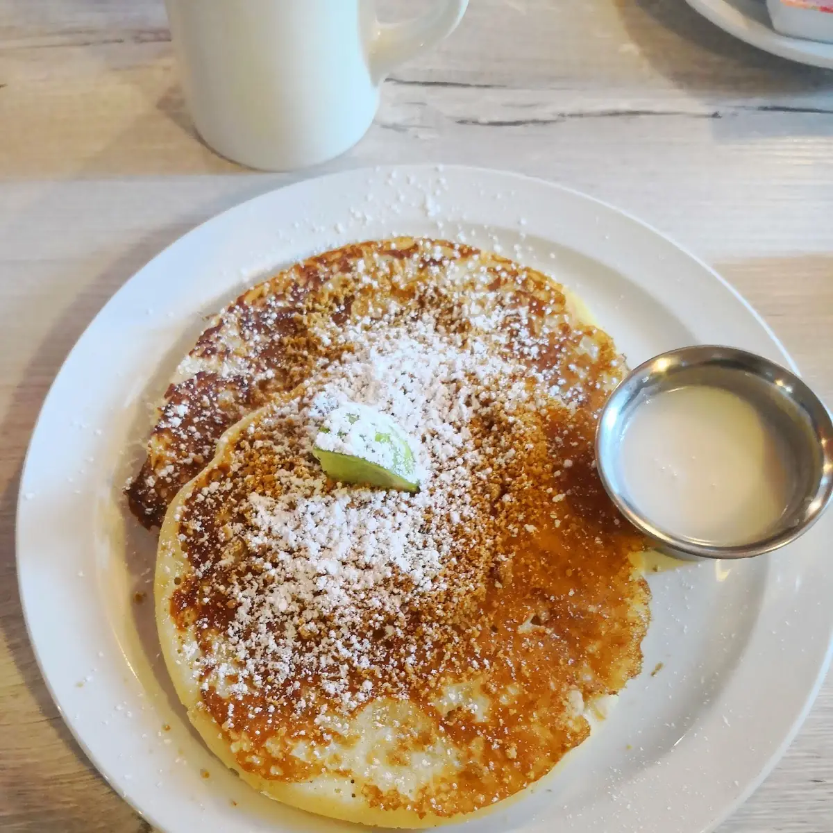 Key Lime Macadamia Pancakes