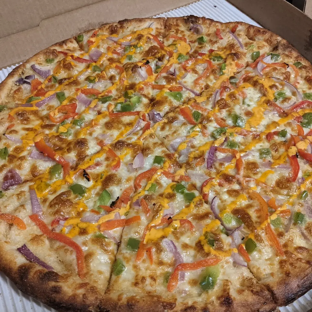 Sir Ranvha Veggie Pizza with Garlic Crust
