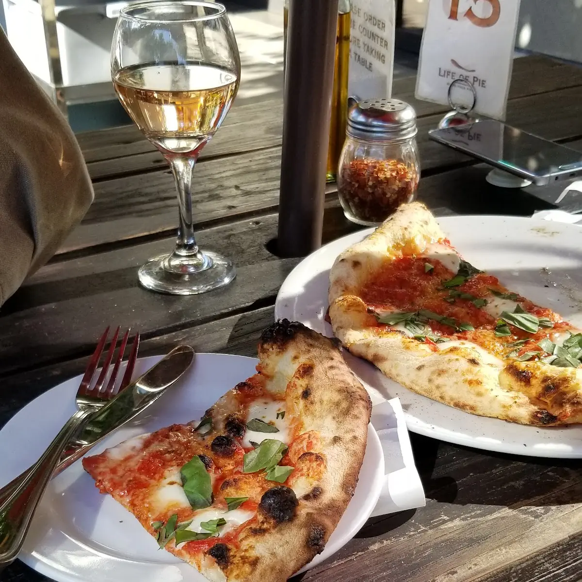 5 Happy Hour Margherita Pizza