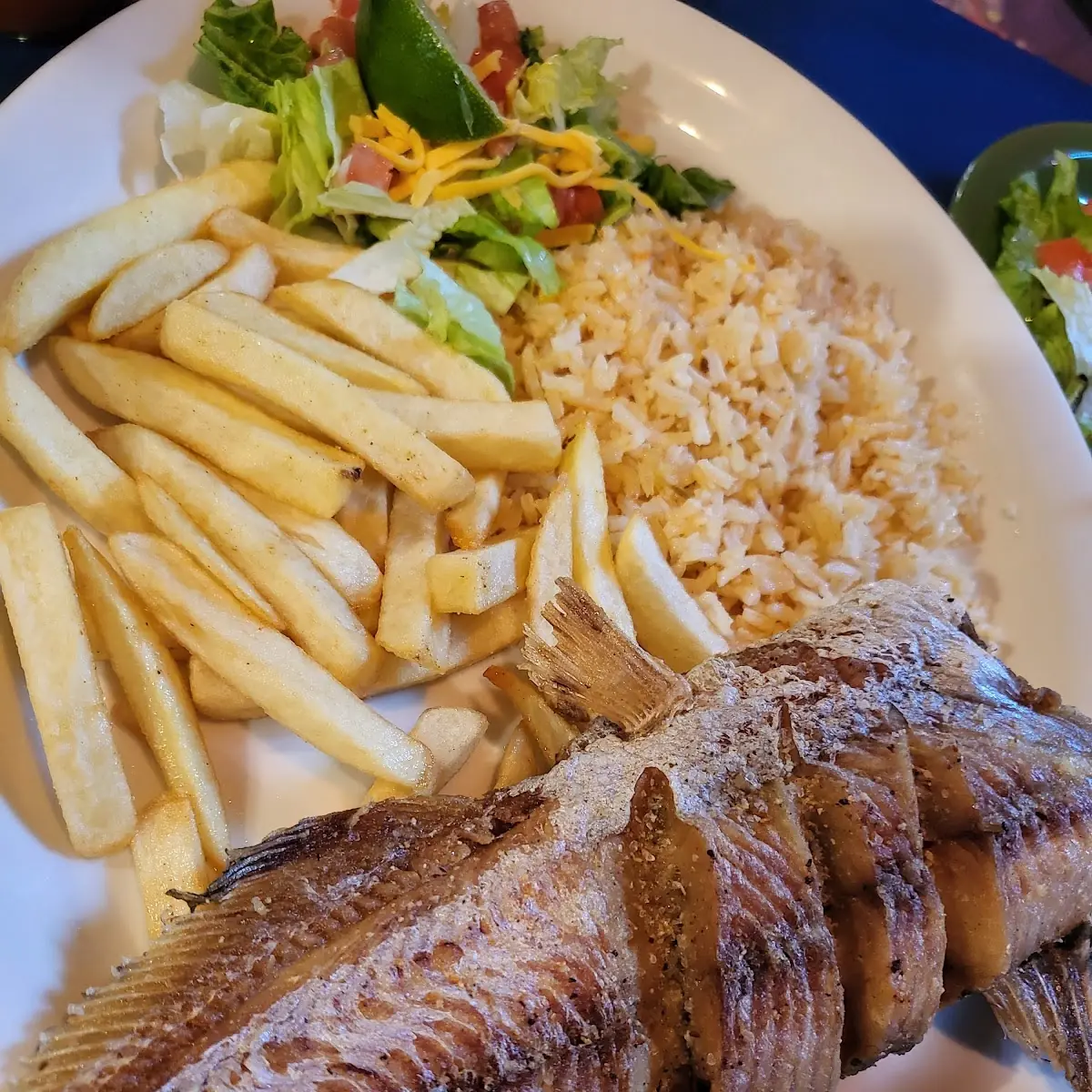 Catfish Entero Frito
