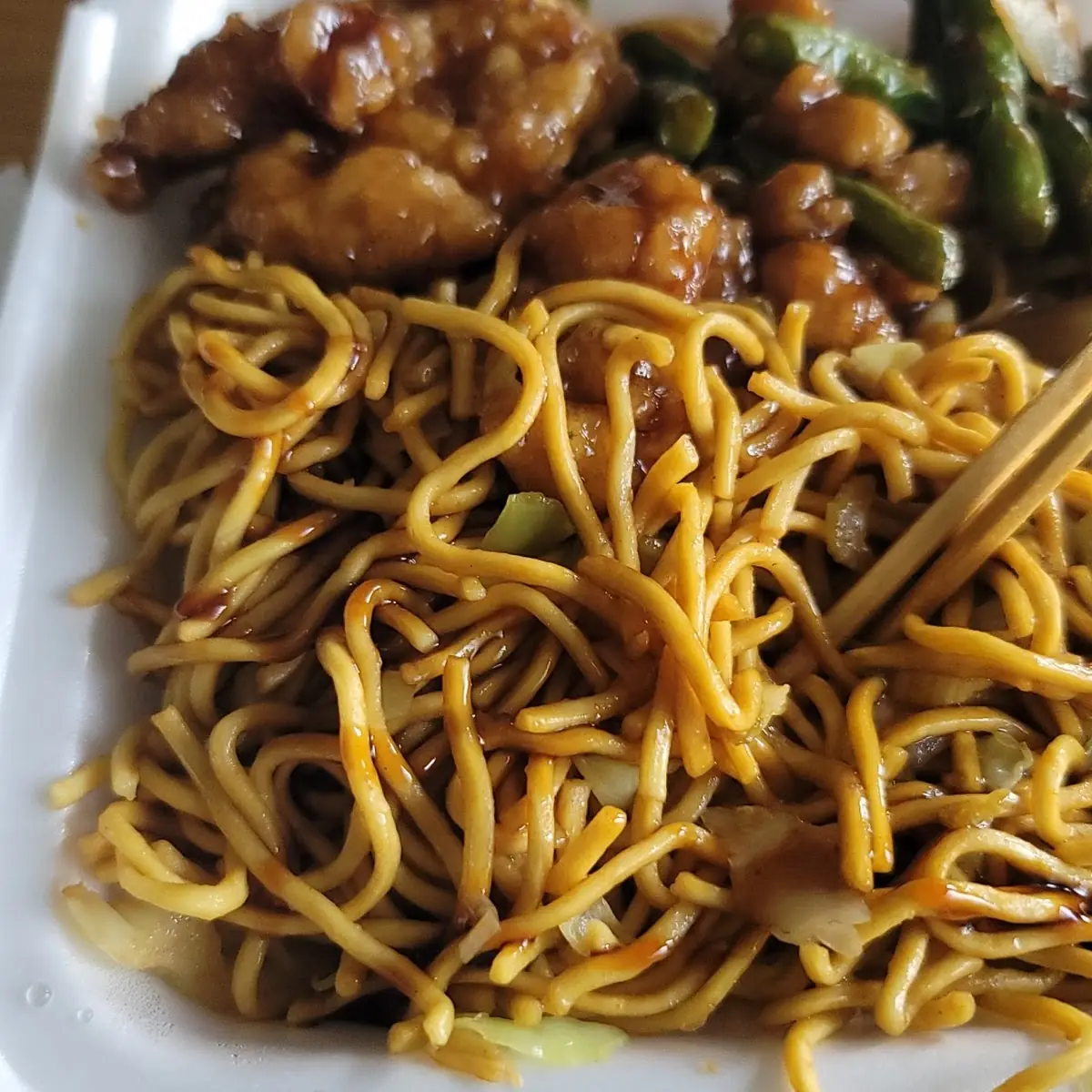 Orange Chicken Lomein