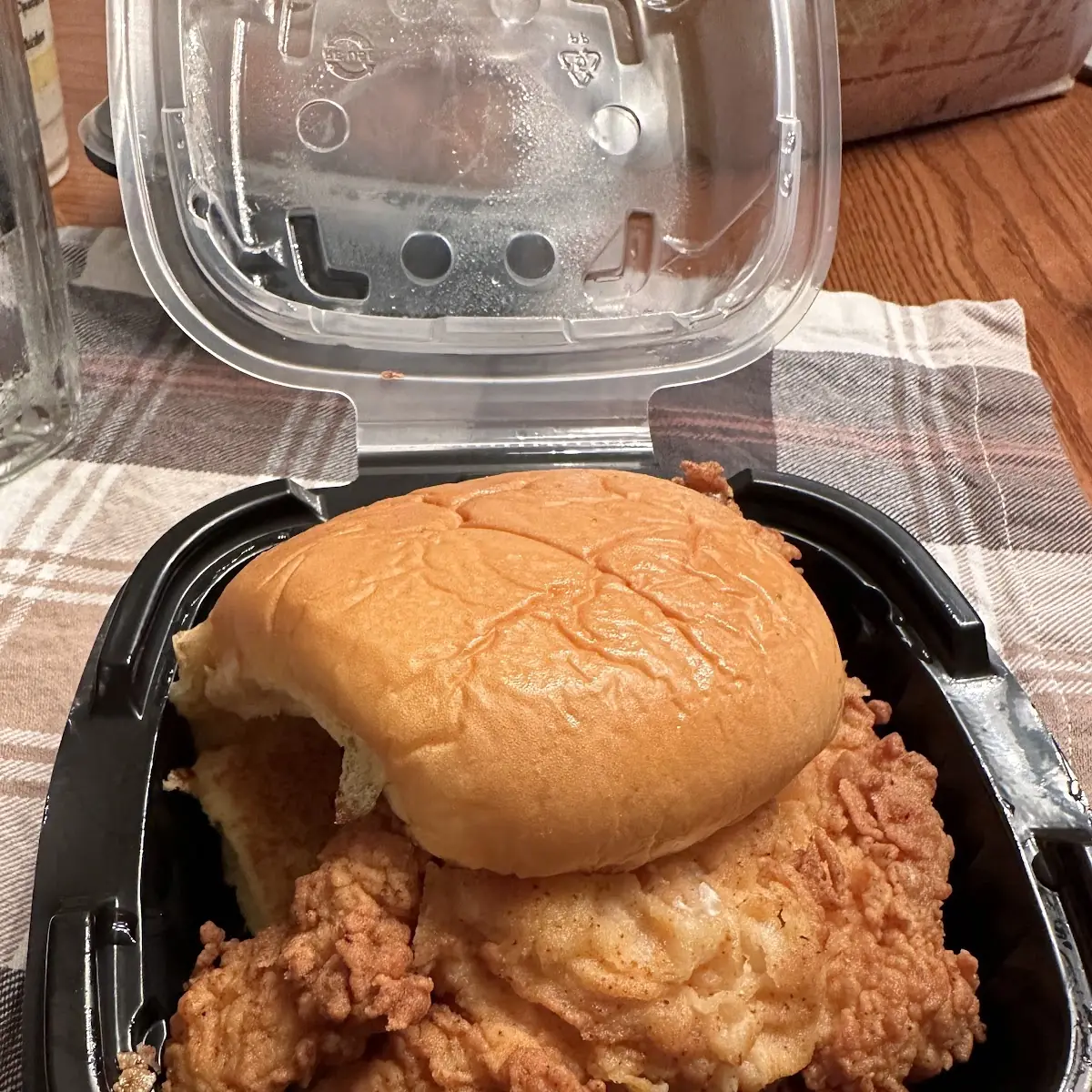 Crispy Chicken Sandwich Coleslaw