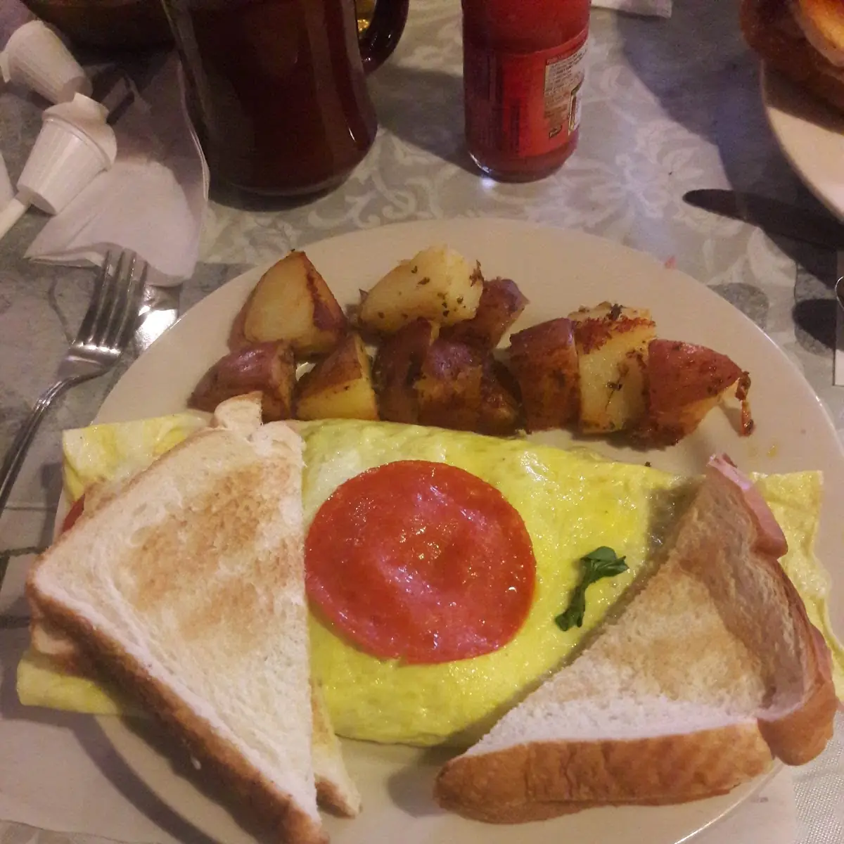 Spinach Pepperoni and Cheese Omelet