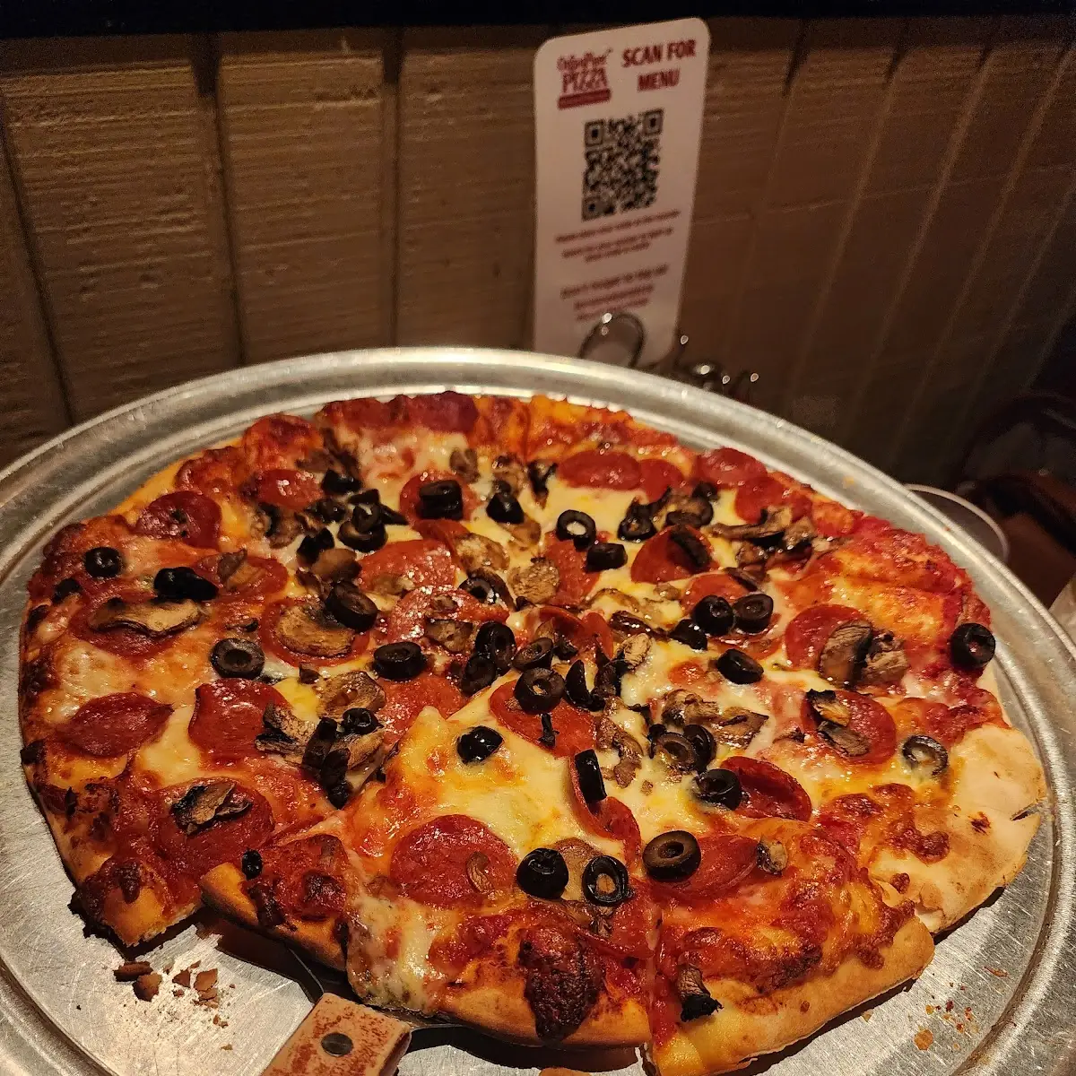Pepperoni Black Olice Mushroom Pizza