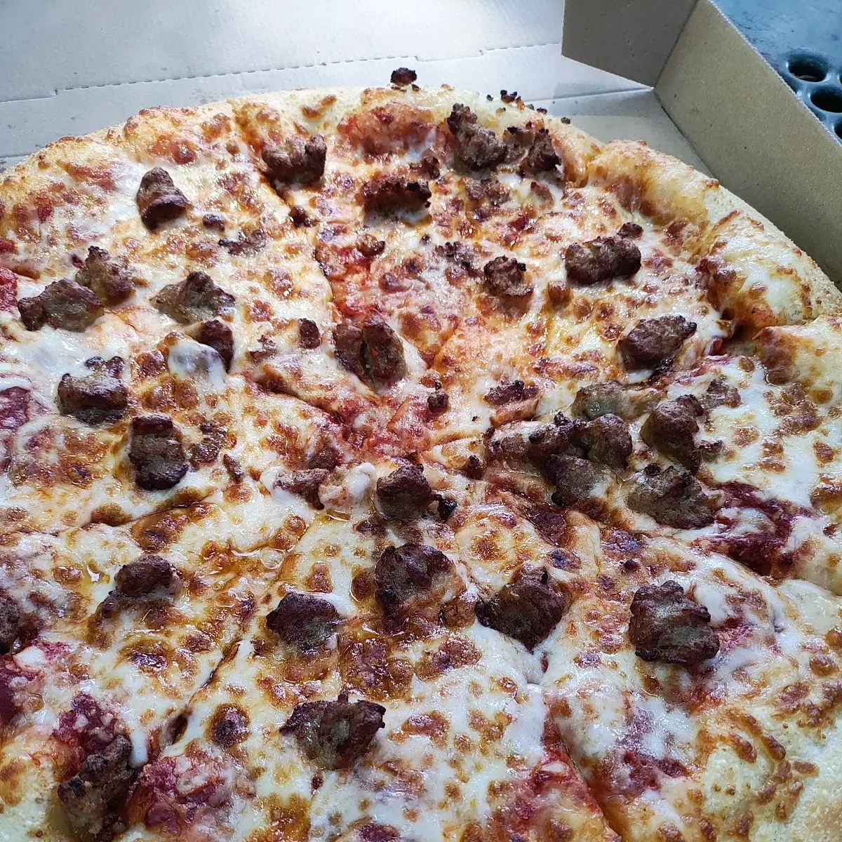 Classic Sausage Pizza