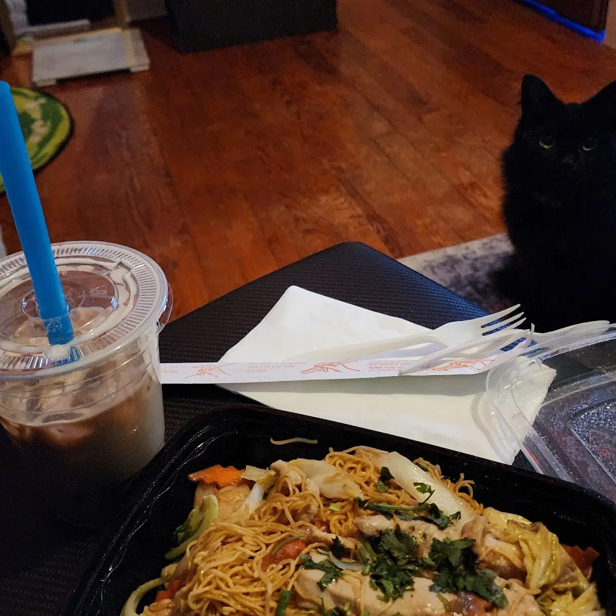 MI Xao - Egg Noodle Stir Fry