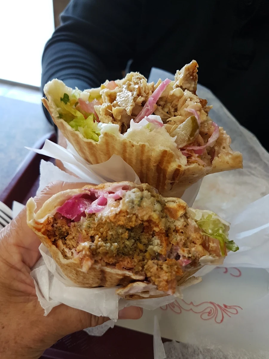 Falafel Sandwich, Mr Shawarma Restaurant (Kanata)