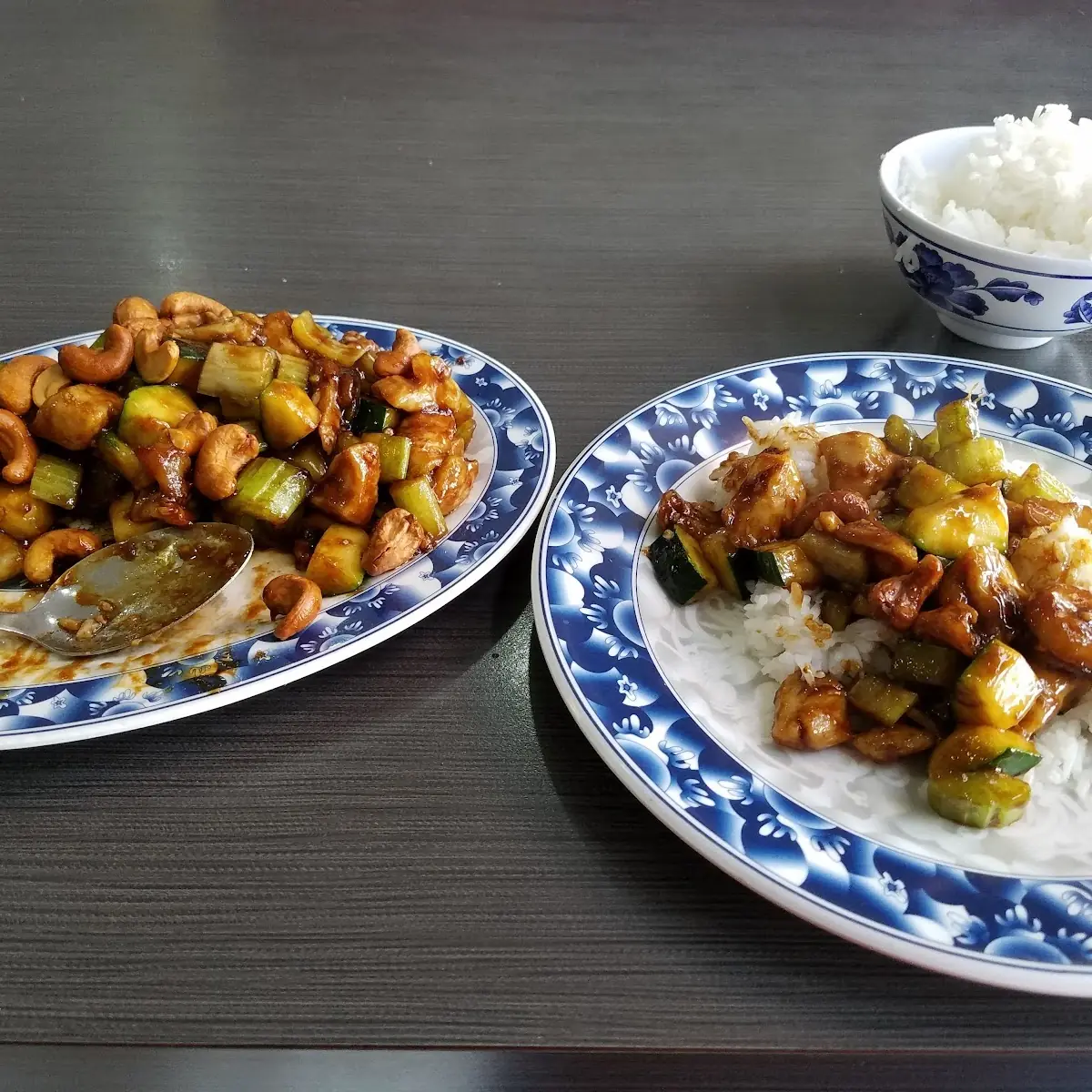Cashew Chicken with Steamed Rice