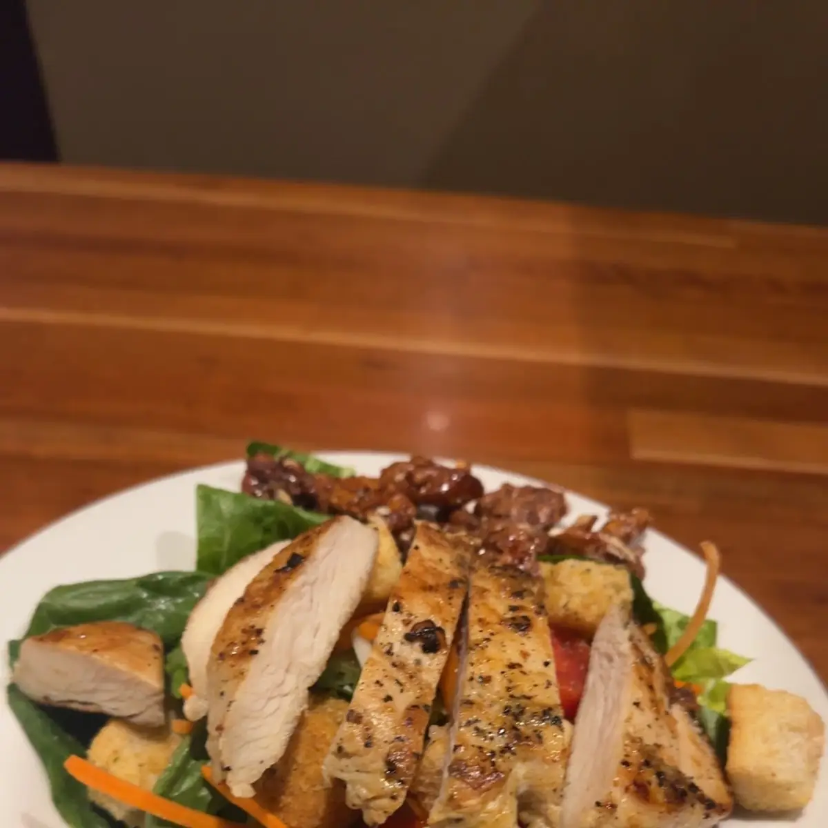Grilled Chicken Pecan Salad