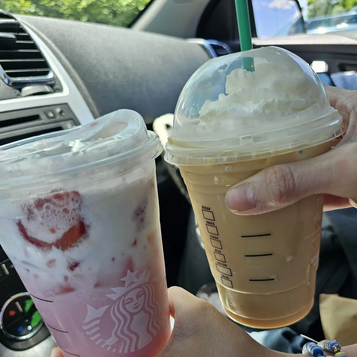Pink Drink Starbucks Refreshers Beverage