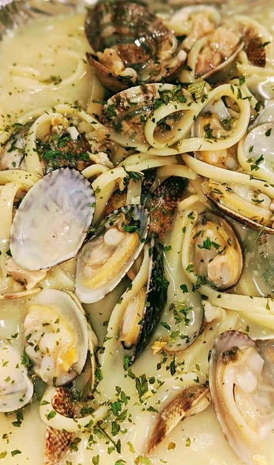 Linguini in Clam Sauce