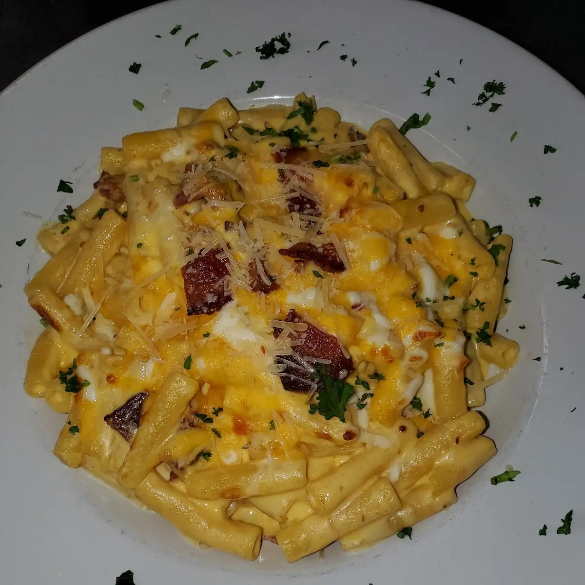 Bacon & Prosciutto Mac-N-Cheese