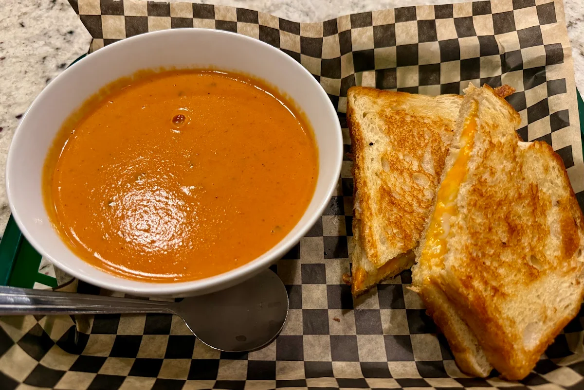 Grilled Cheeze Soup
