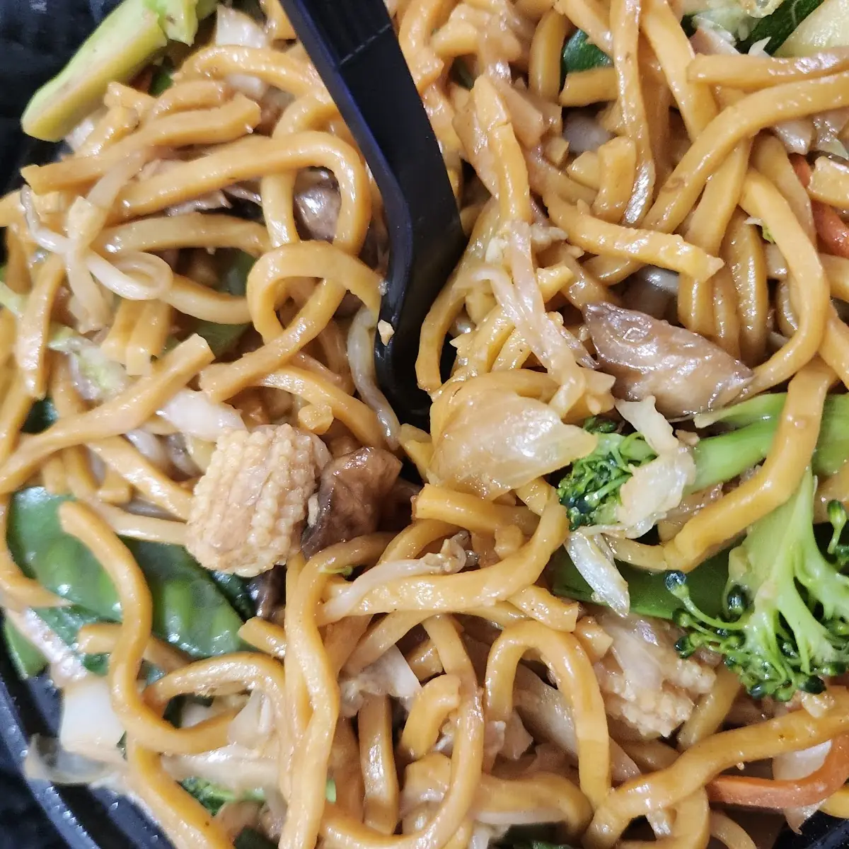 Vegetable Lo Mein