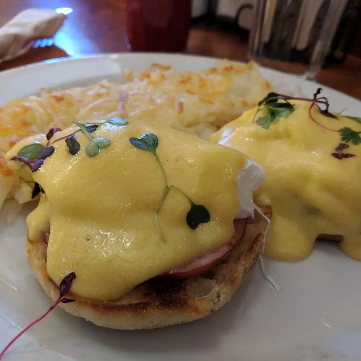 Eggs Benedict Online