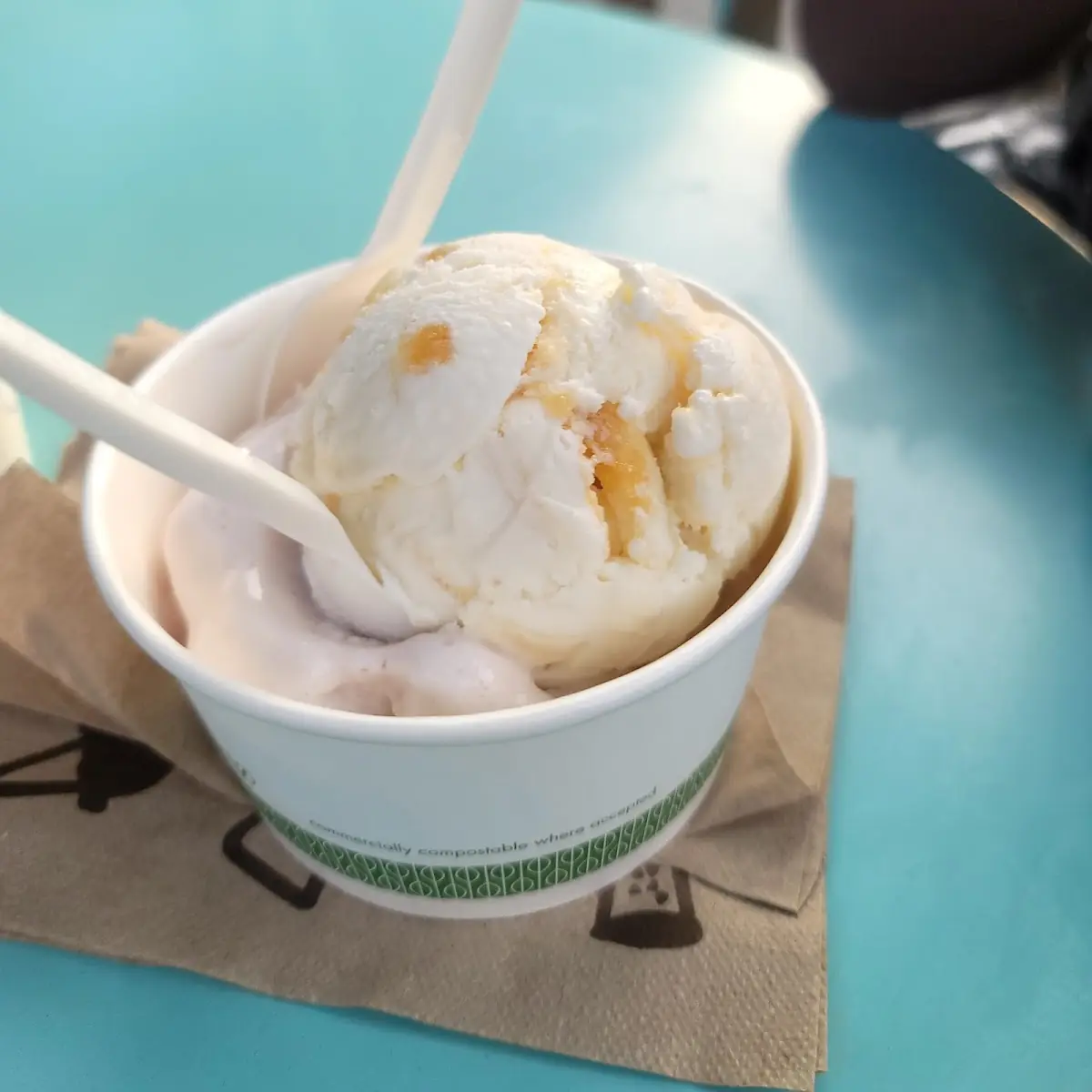 Peach Cobbler Ice Cream