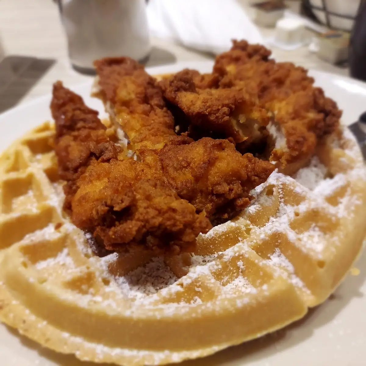 Fried Chicken & Waffle