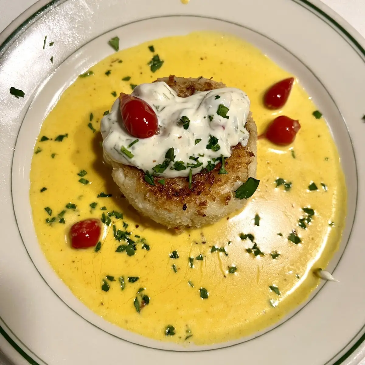 Dungeness Crab Cake with House Aioli