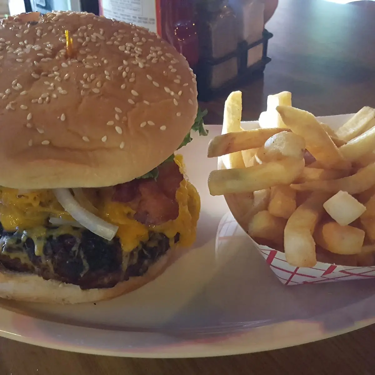 Bacon Cheeseburger