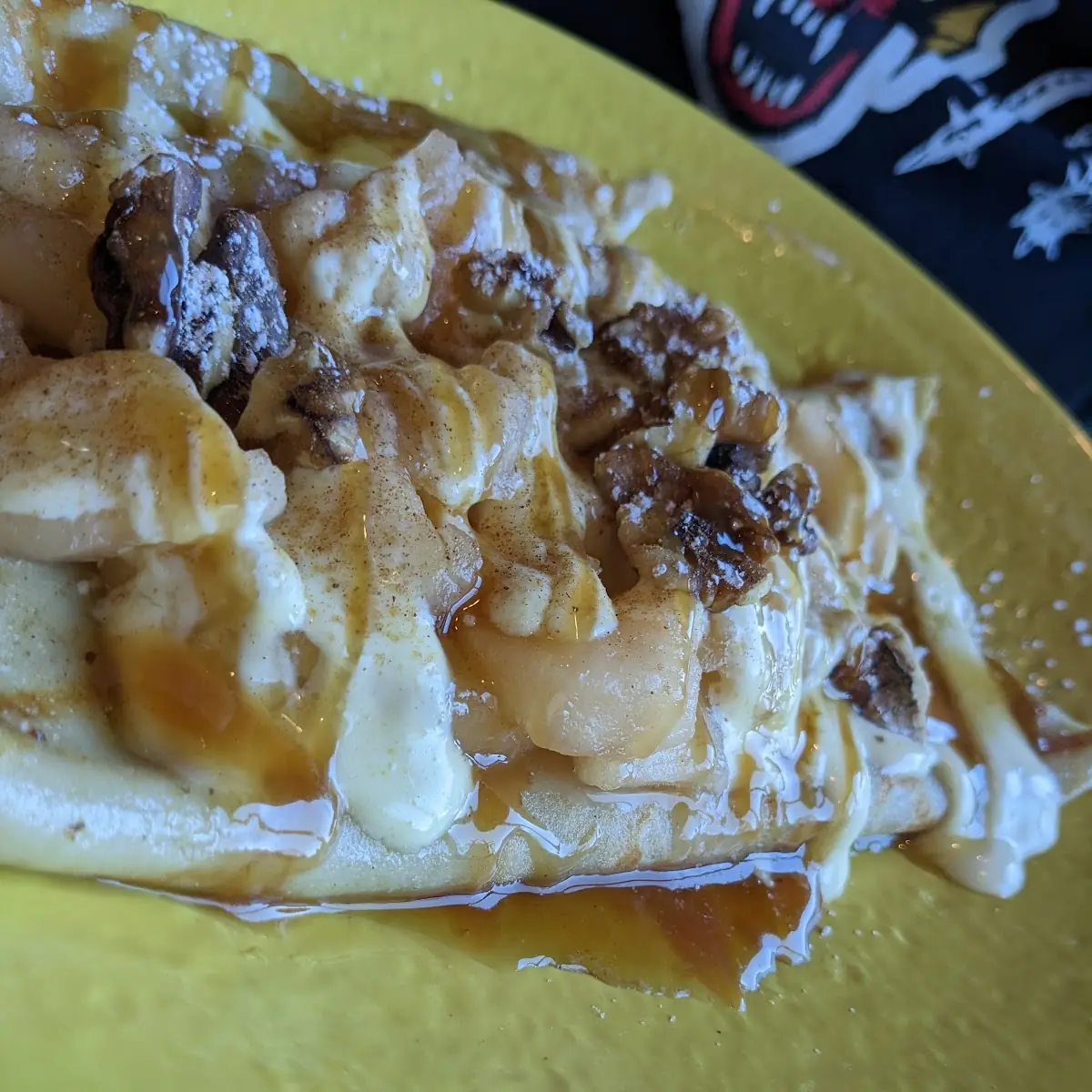 Cinnamon Apple Crepes