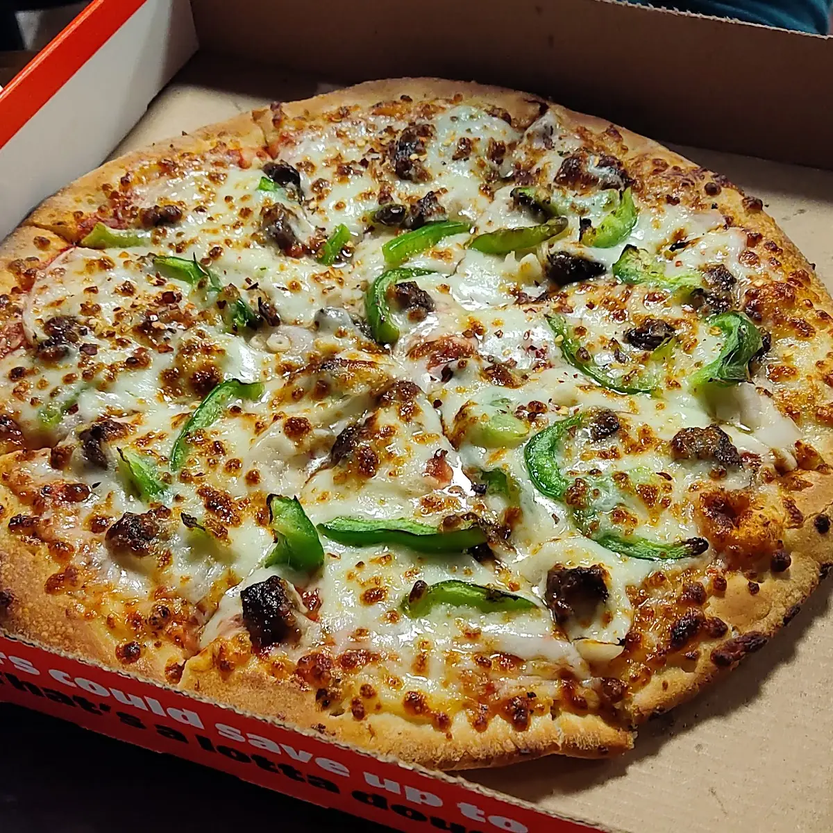 Steak & Green Peppers Pizza