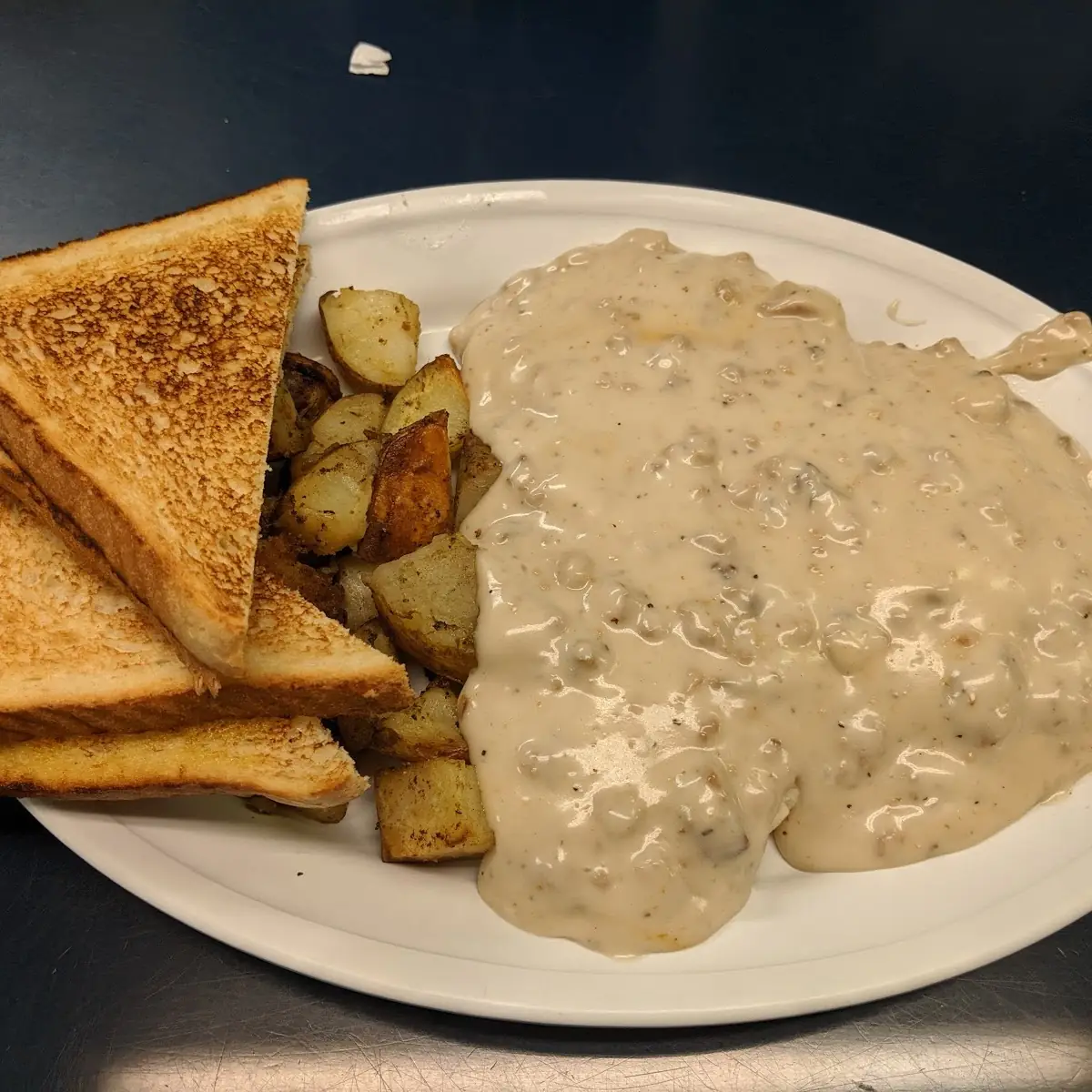 Sausage Gravy & Biscuits