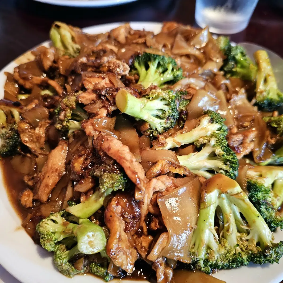 Chicken Phad See Yu