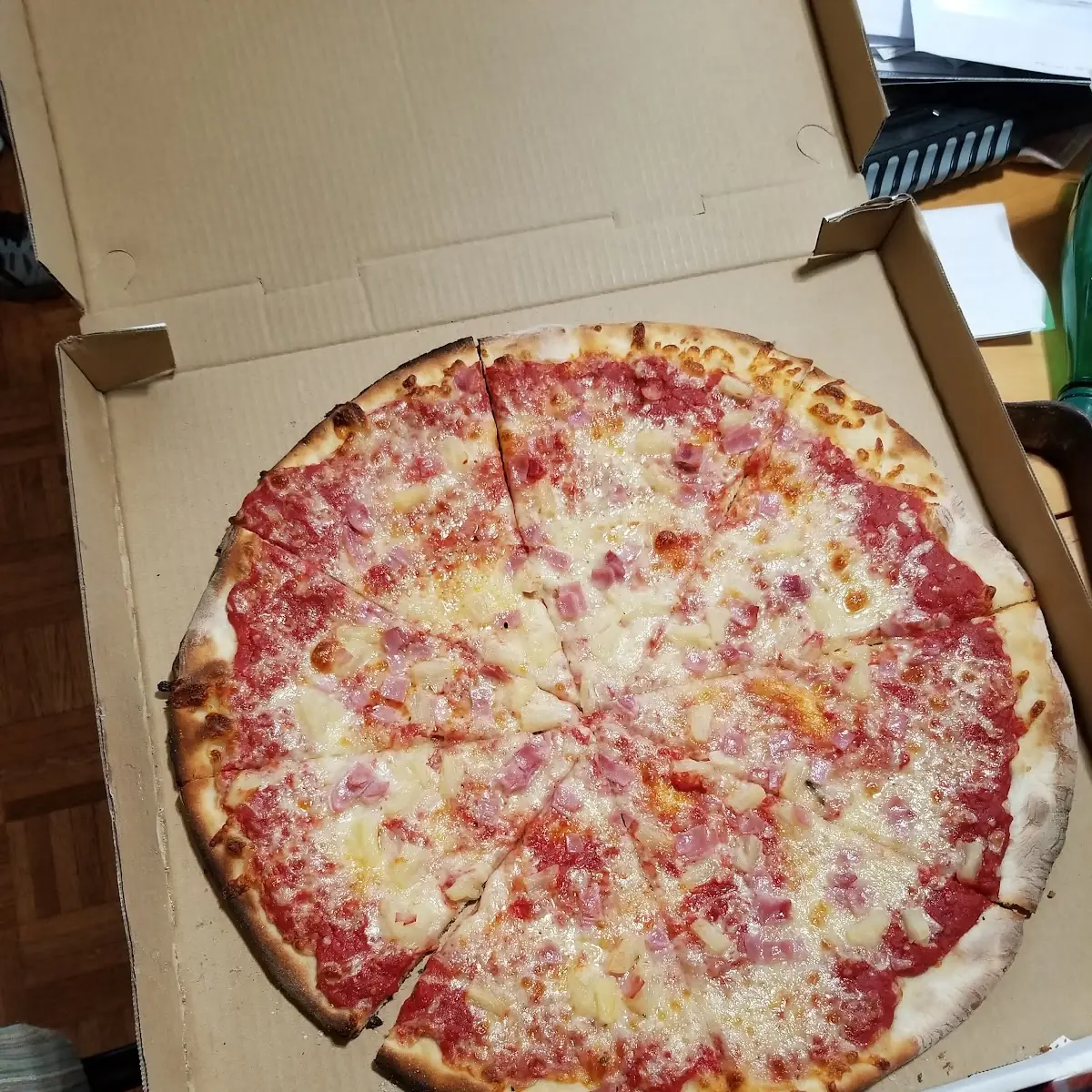 Hawaiian Pizza