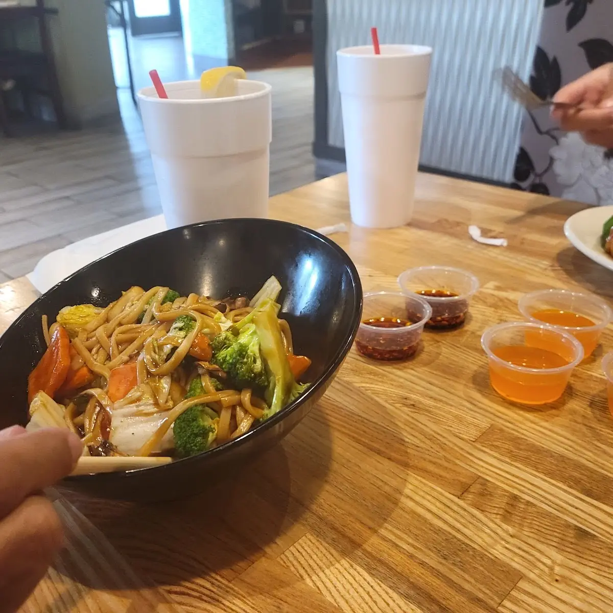 Vegetable Lo Mein