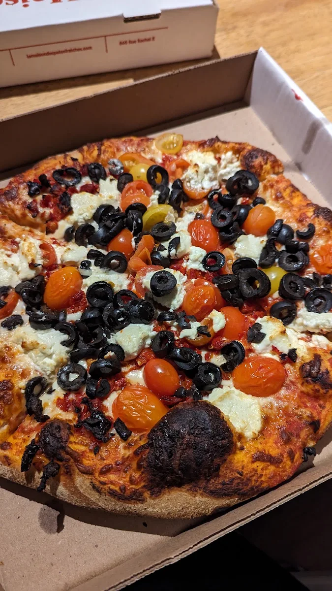Joey Supplément Olives, Maison des Pâtes Fraîches (la)